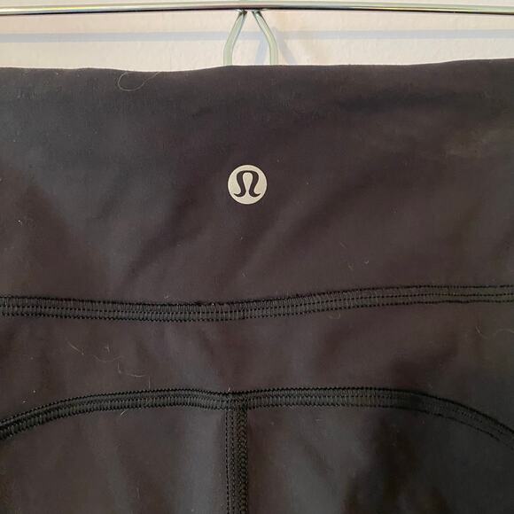 Lululemon Black Invigorate High-Rise Biker Shorts 10" Athletic Women's size 10 - Picture 7 of 12